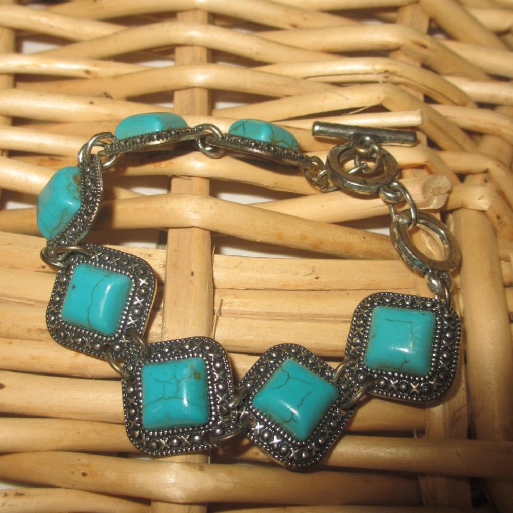 4 PC BRACELETS SET BUNDLE